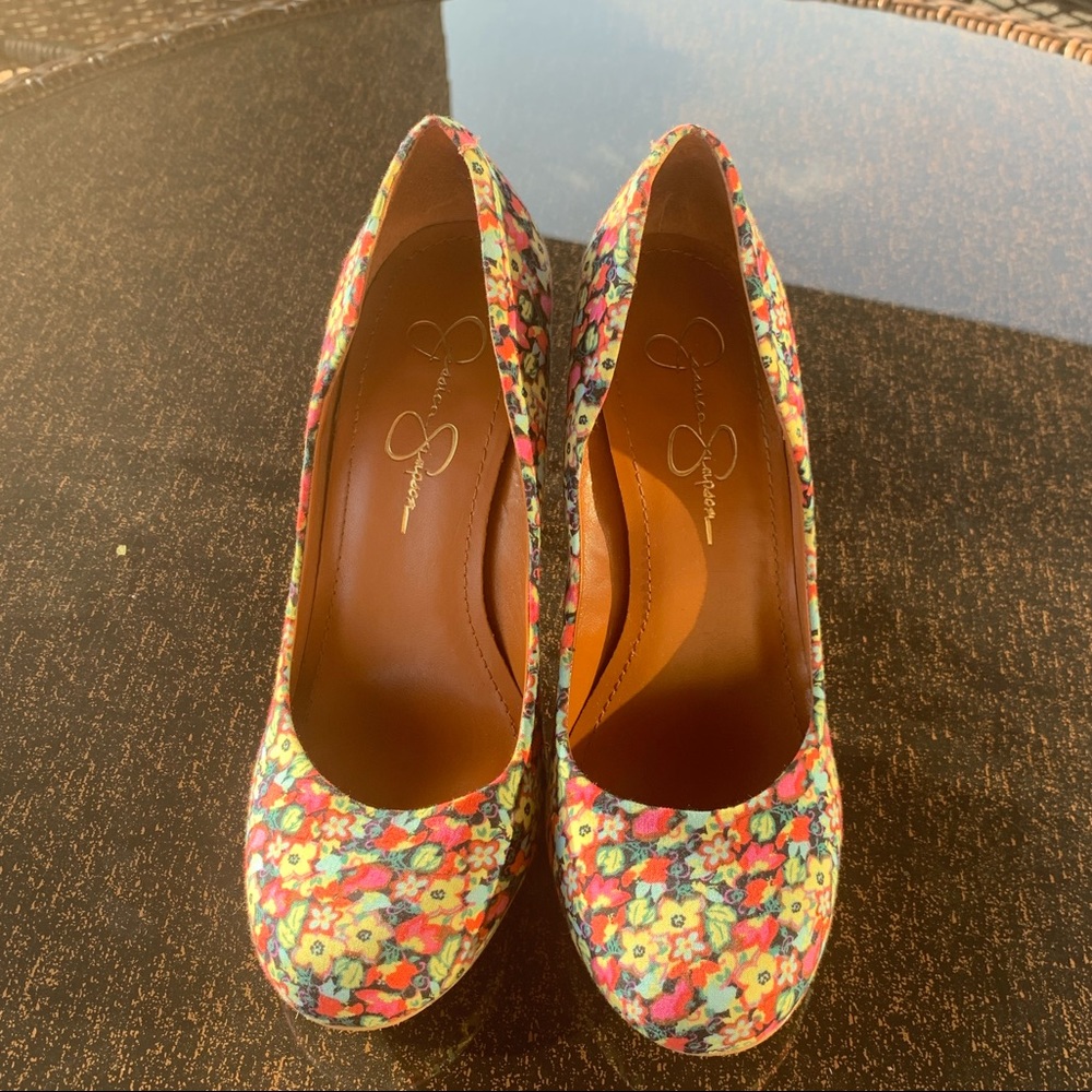 Jessica Simpson Floral Heels (Women’s US 7.5)
